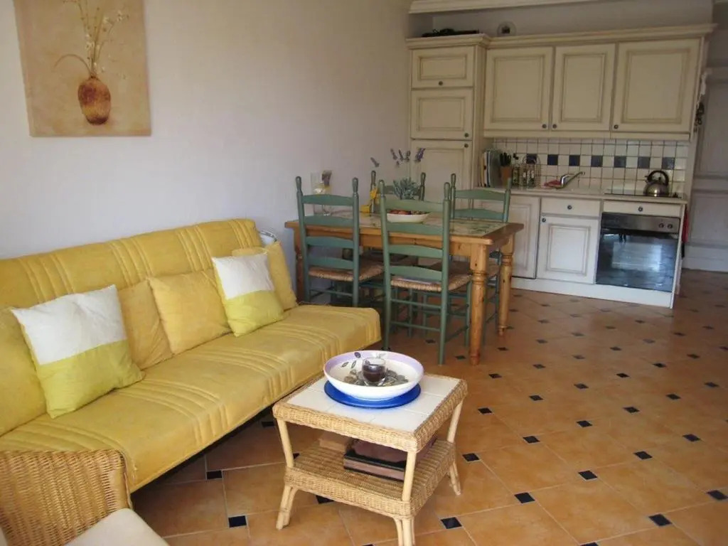 Appartement Cavalaire-sur-Mer, 3 pièces, 6 personnes - FR-1-100-206