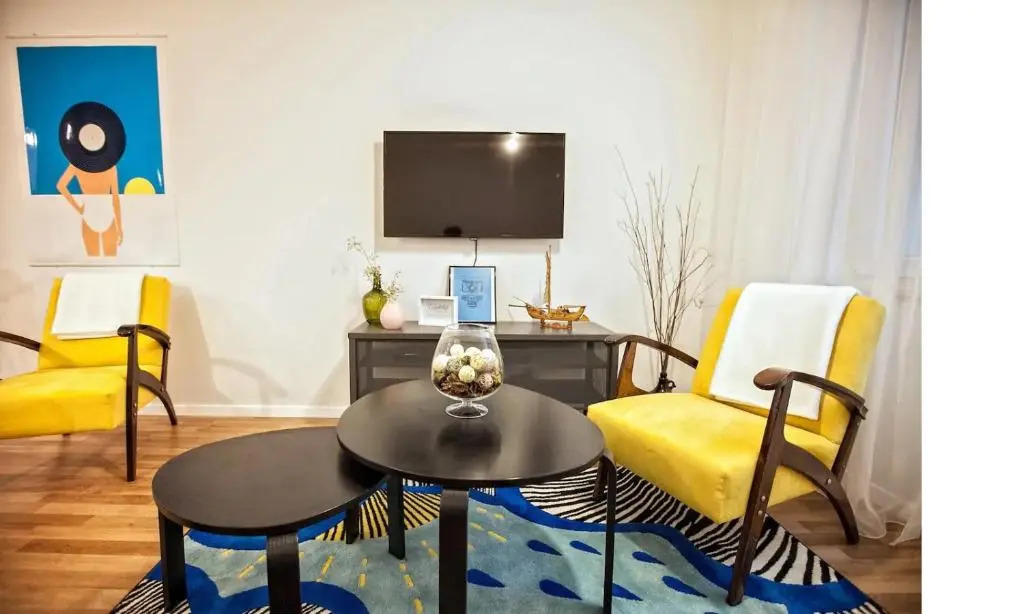 Batchae, Two Bedroom Flat near Bačvice Beach