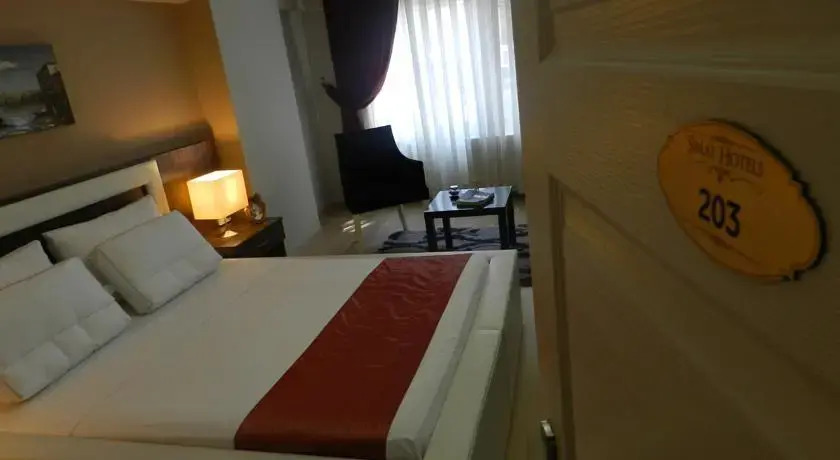 Simal Airport Suites