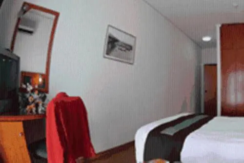 Elpida City Hotel
