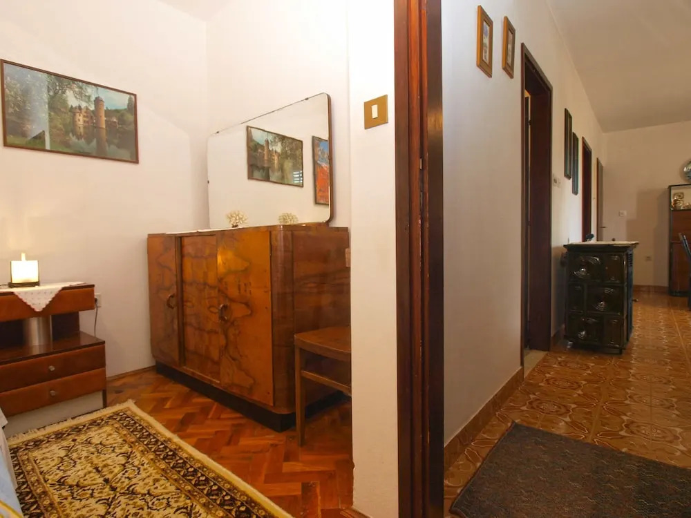 Apartment 1681
