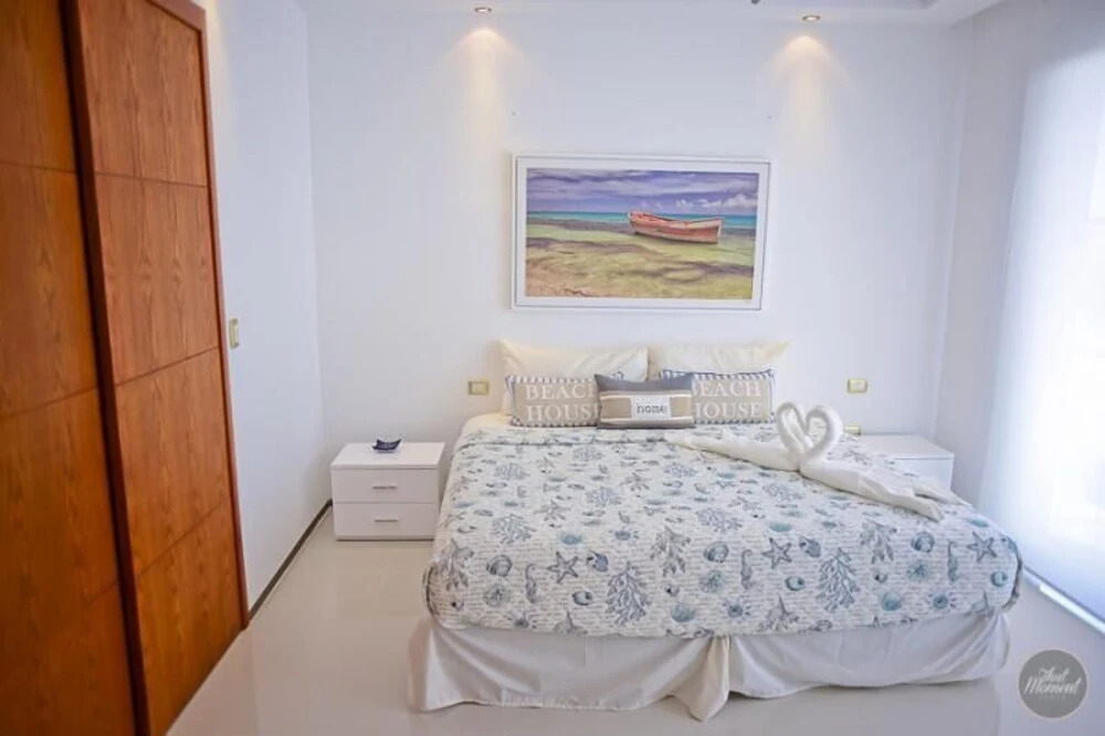 Condominio Menesse By 5th Avenue Realty Group