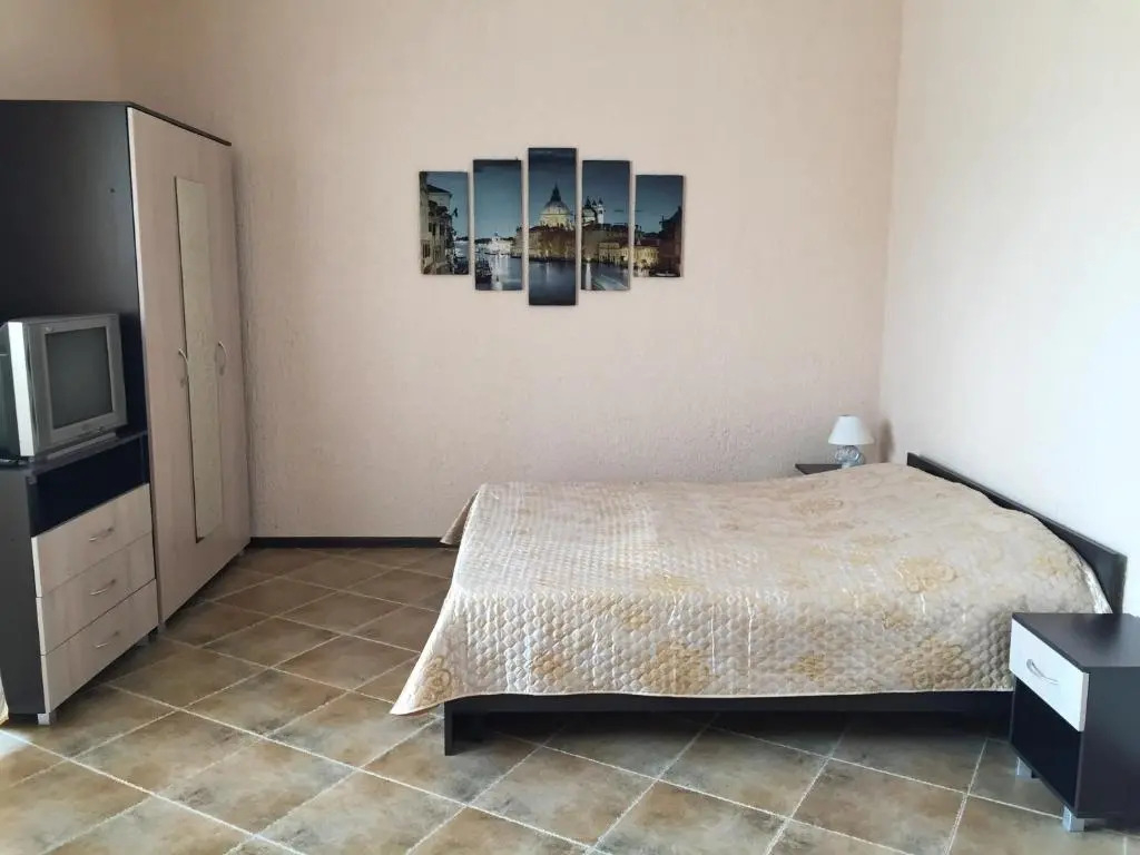 Guest house on Razdelnaya 17