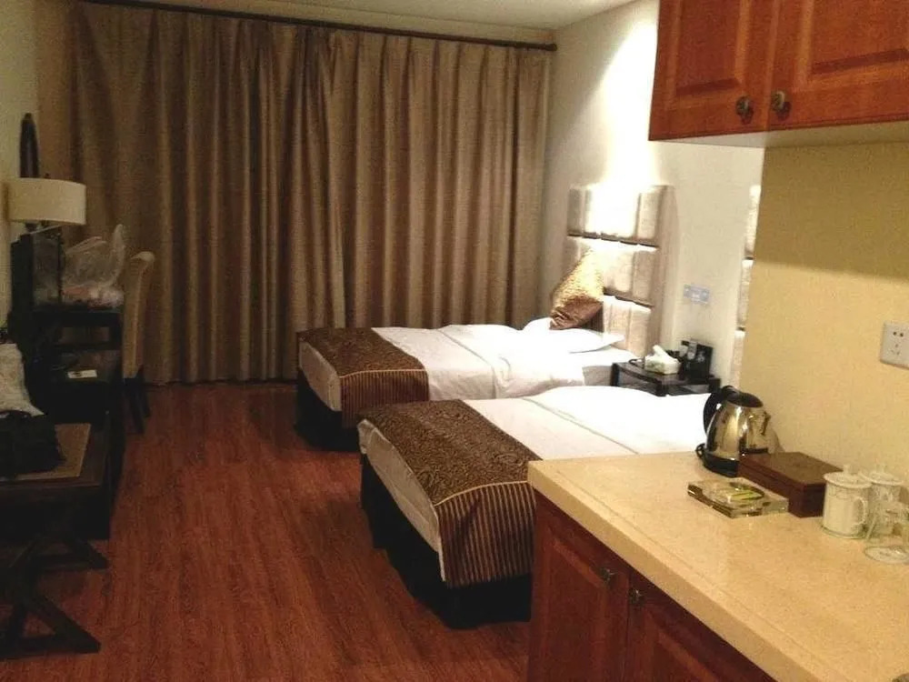 Suzhou Greendoor Resort Hotel