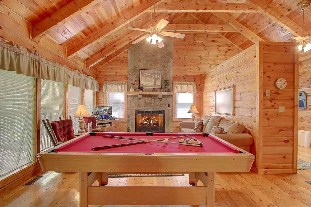 Buttercup 1 Bedroom 1 Bathroom Cabin