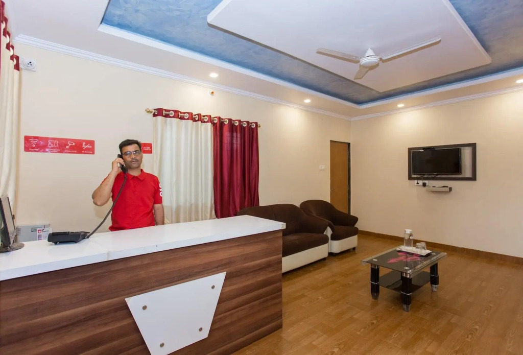 OYO 12935 Hotel Shrushti Inn