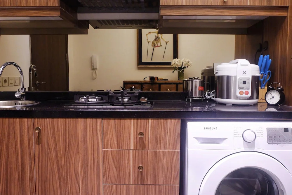 Studio Tropical Modern Living At Kemang Village