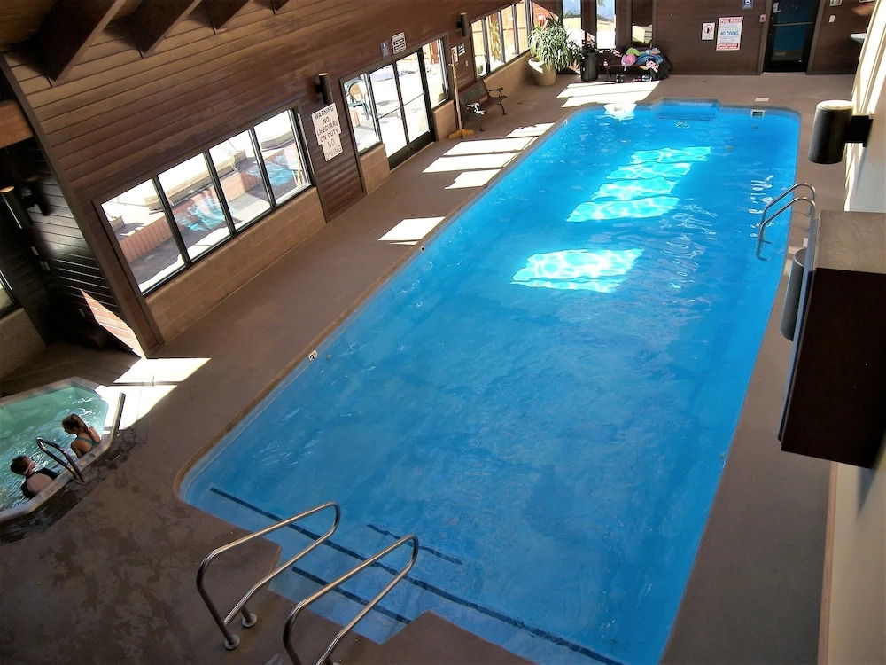 Mountainside 2 Bed 2 Bath