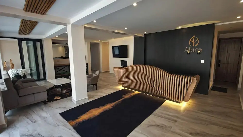 Akira Hotel