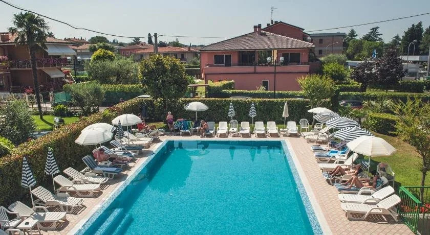 Hotel Paradiso