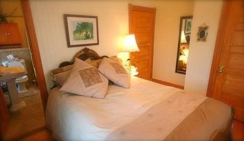 Au Petit Chateau