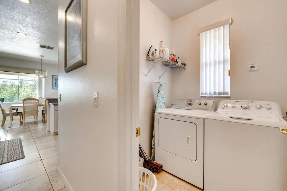 Kissimmee Home w/ Pool + Pond View, 5 Mi to Disney