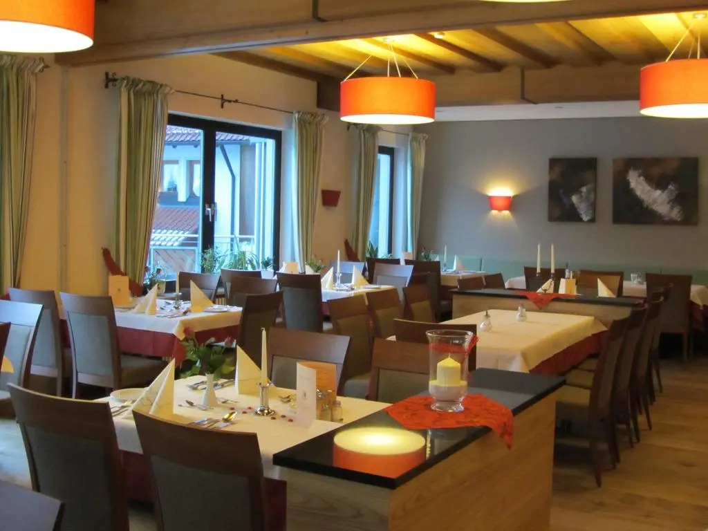 Hotel & Gasthof Zur Linde