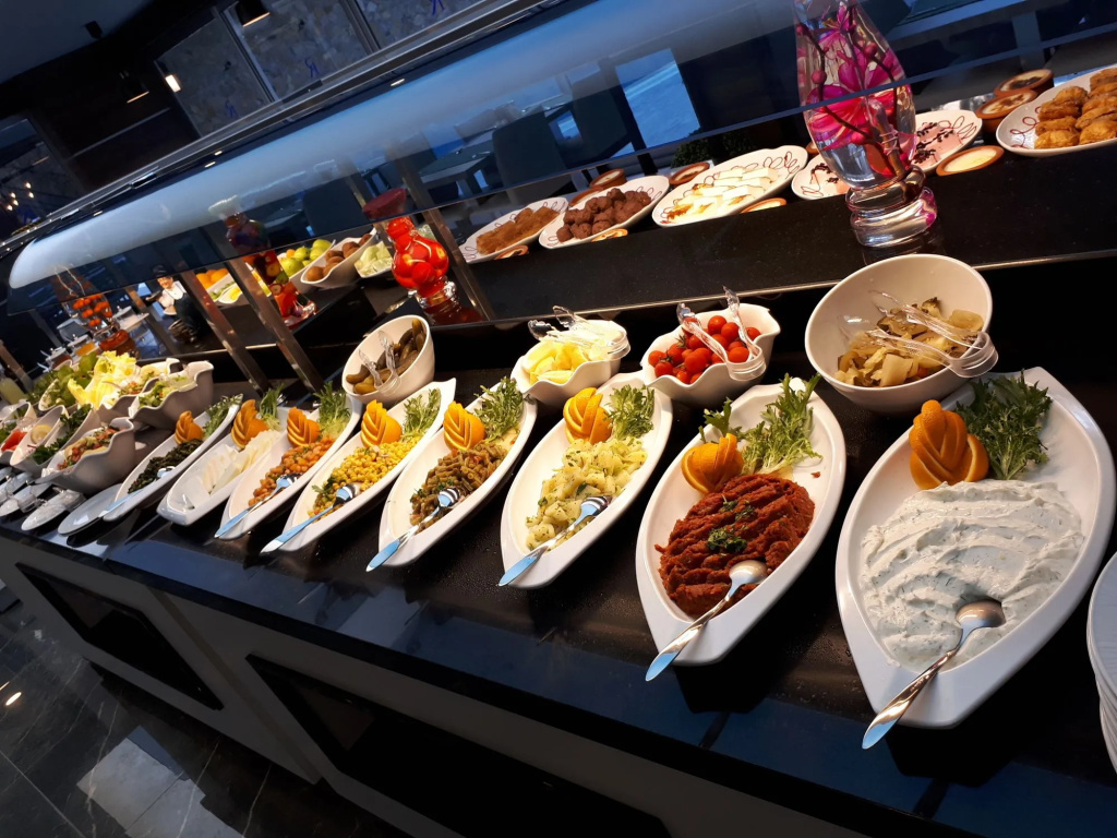 Ramira City Hotel