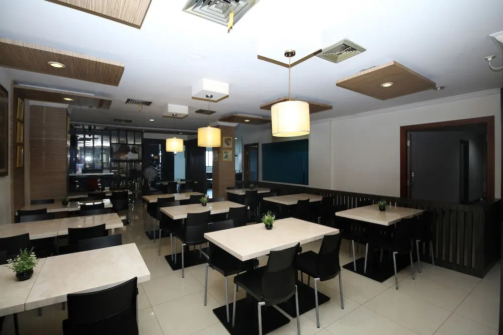 Airy Thamrin Kebon Kacang Empat 12 Jakarta