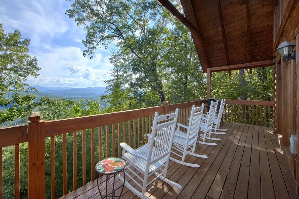 A View For All Seasons 405 - Four Bedroom Cabin