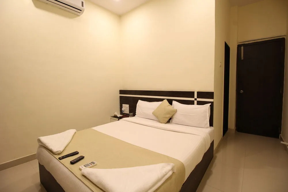 Treebo Trip Ashir Inn