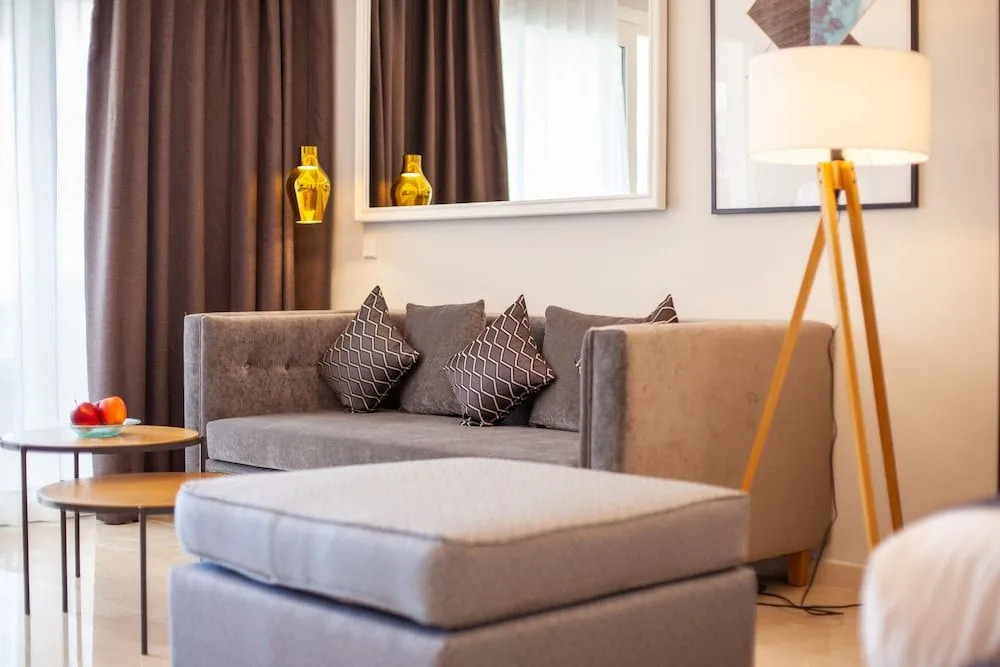 Grupotel Playa de Palma Suites & Spa