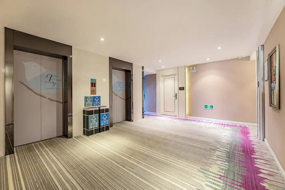 XANA LITE Hotel Shixi Metro Station