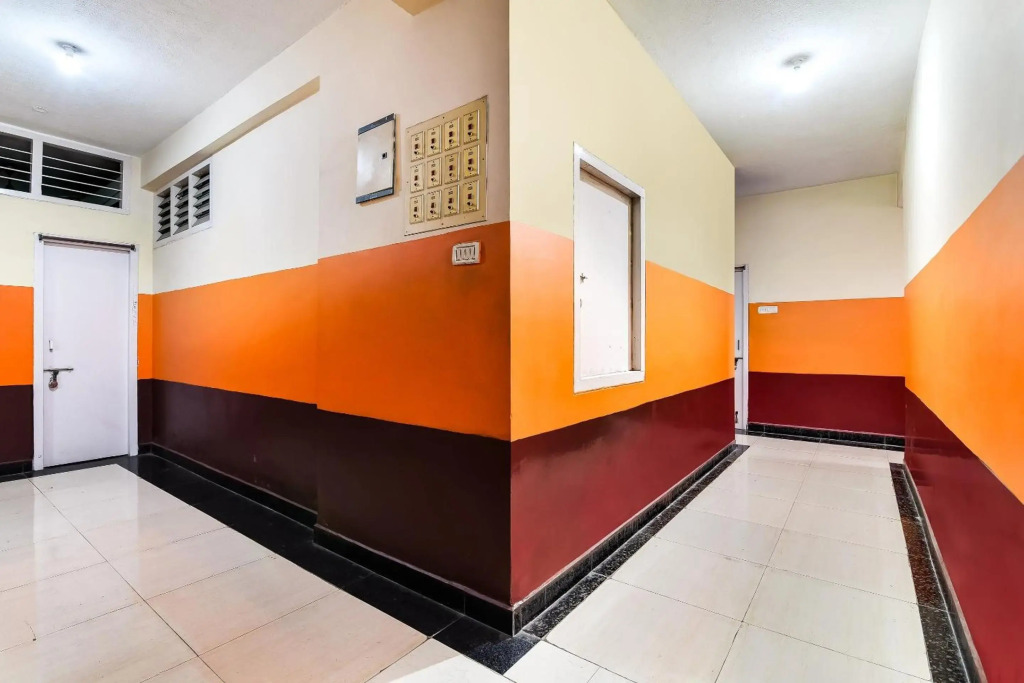 OYO 36583 Hotel Srinivasa Residency