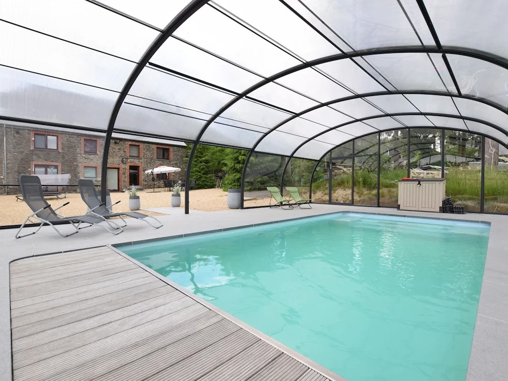 Cottage With Covered Swimming Pool, in a Quiet Location, Less Than 10km From La Roche