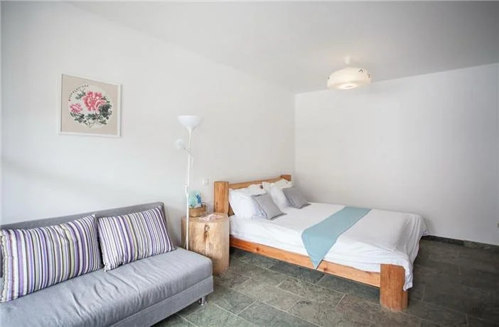 YiHai ZhuYuan Boutique Inn