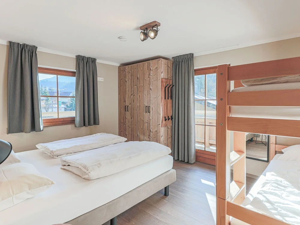 Luxurious Chalet Near Ski Lift in Hopfgarten