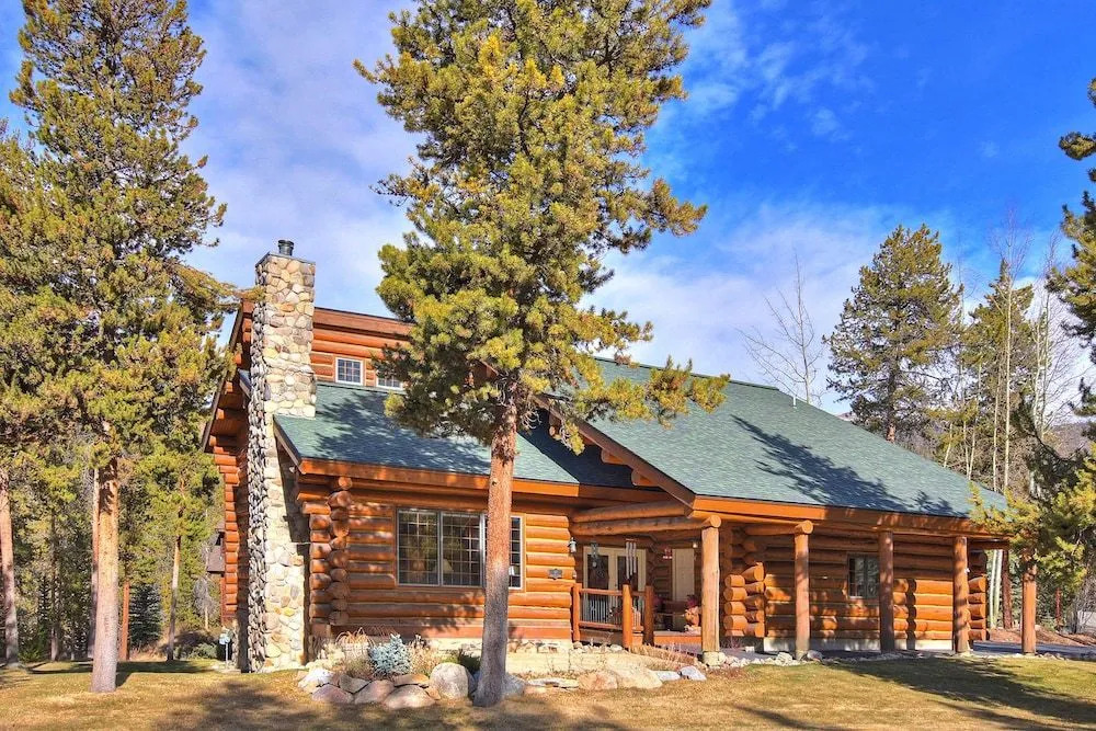 13 Bear Tree Court 5 Bedroom Home by RedAwning