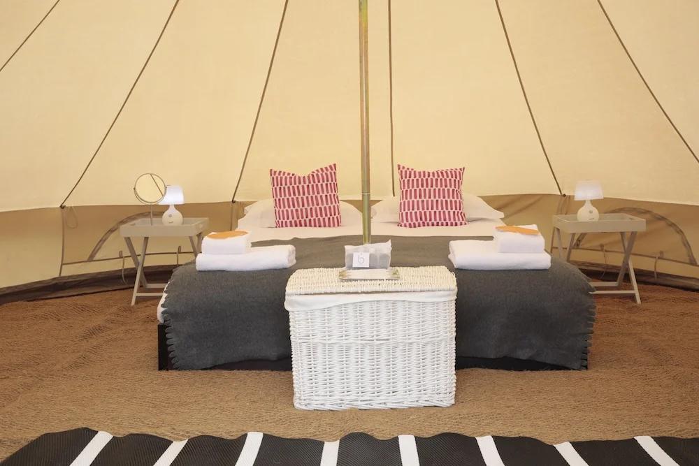 The Grand Folly Hotel - Glamping