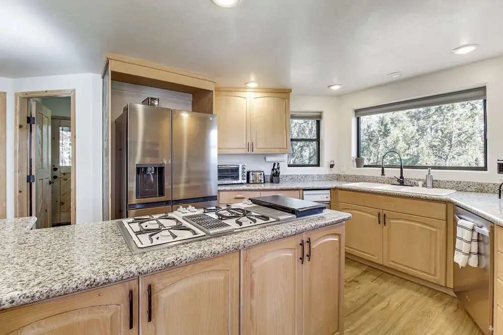 Hot Tub: 'ponderosa Paradise' Overgaard Cabin