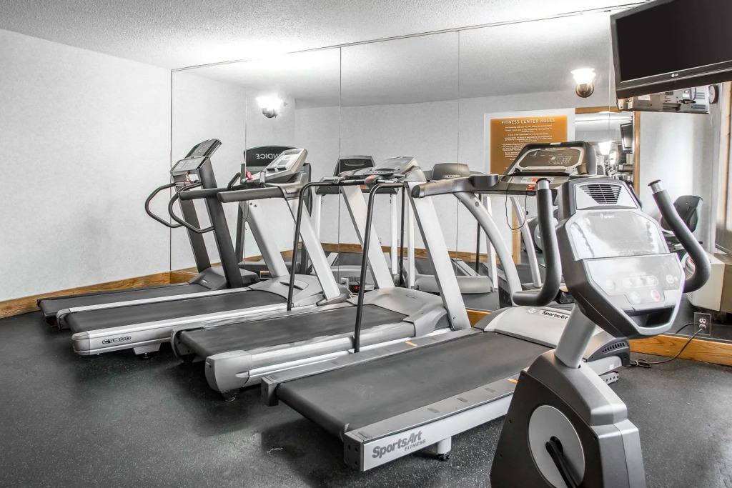 Holiday Inn Chicago Midway Airport S by IHG