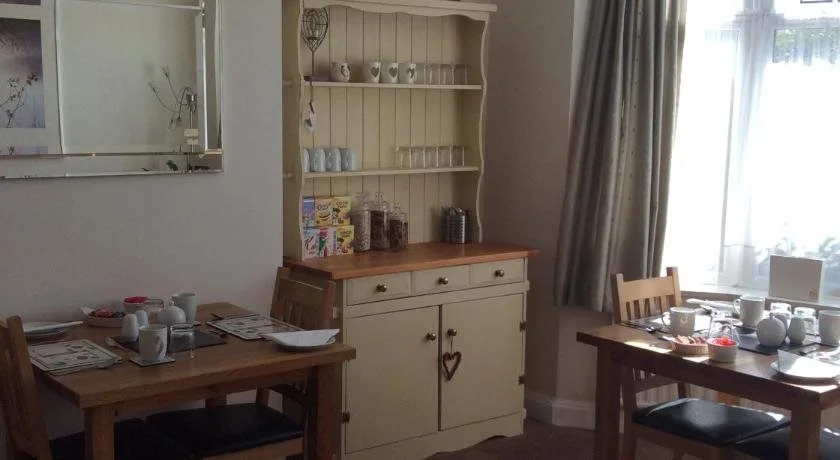 Fernlea Guest house