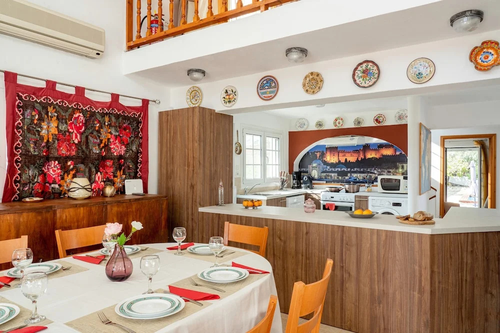 Afantou Golf Luxury Villa