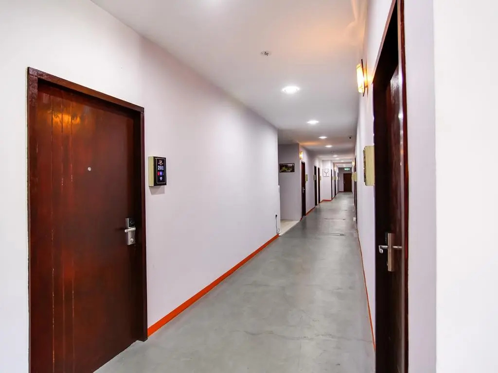 OYO 44066 Unikarya Lodge