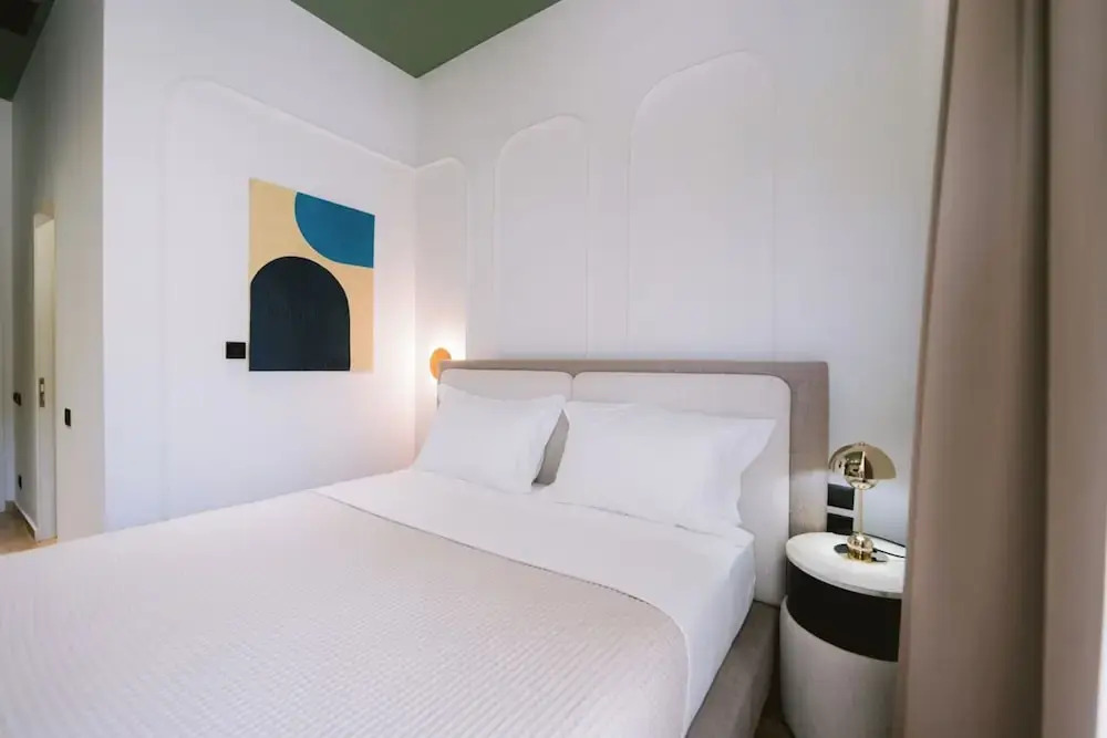 Noemie Hotel