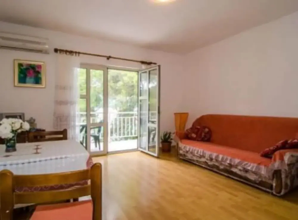 Seafront Charming Apartments Kosirina