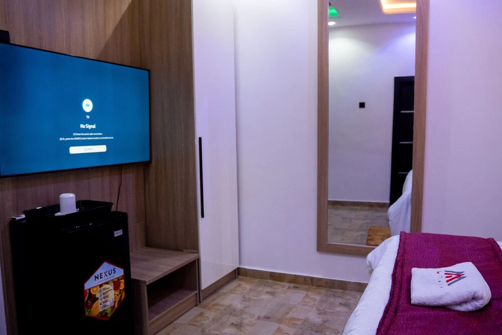The Truth Apartment
