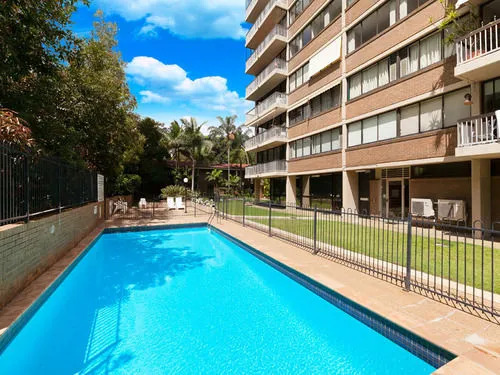 Spring Hill Gardens Apartments