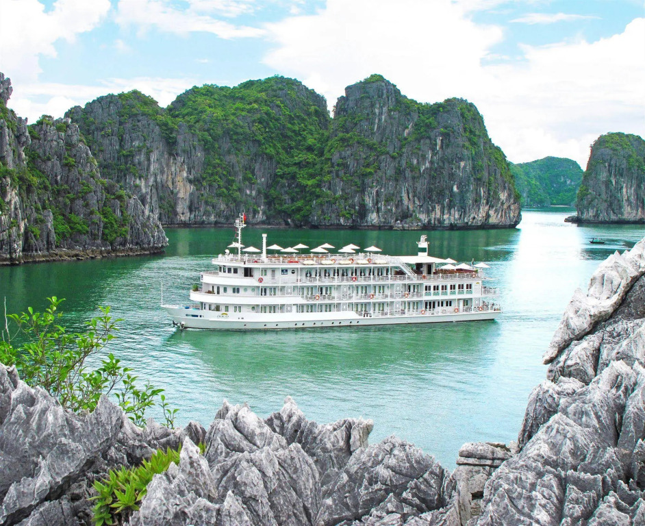 The Au Co Cruise