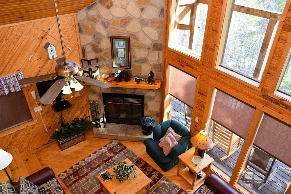 HIKER'S POINT - 2 Br Cabin