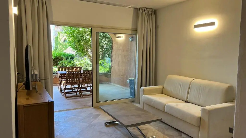 Residence Sherden, Appartamento Spiaggia Bianca