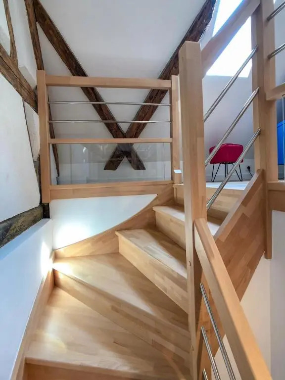 Beauty & The Beast - Old Town Cosy Apartments