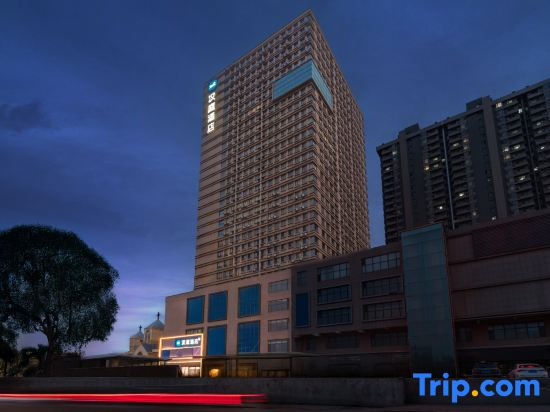 HanTing Hotel (Jinan Luokou Fuzhuangcheng Zoo)