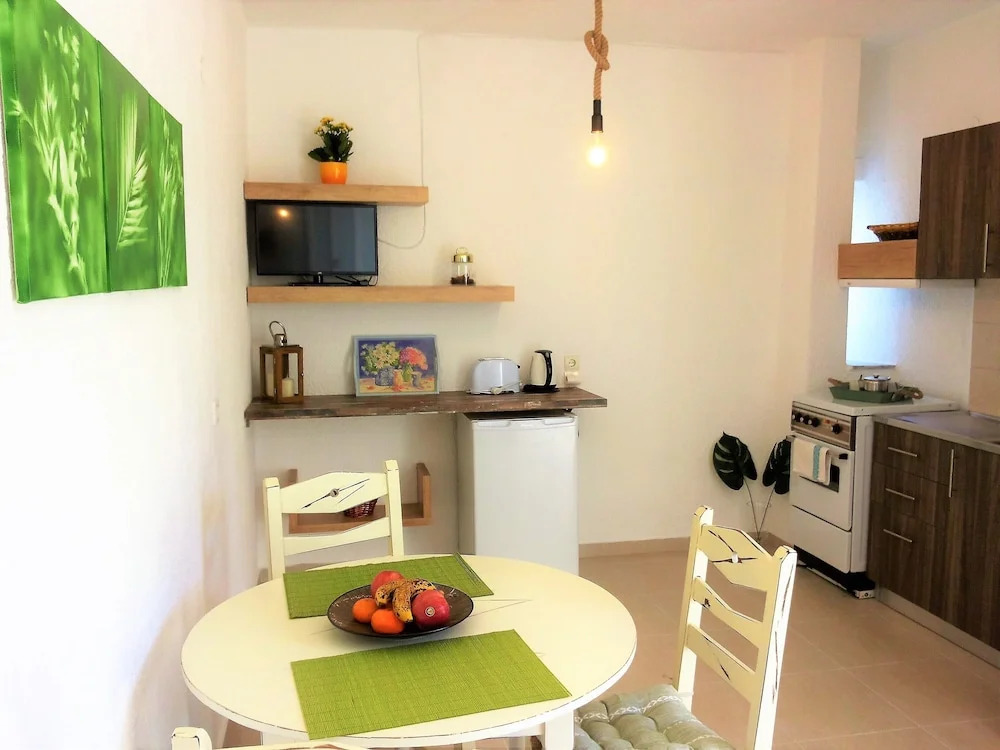 Dimitra Apartments