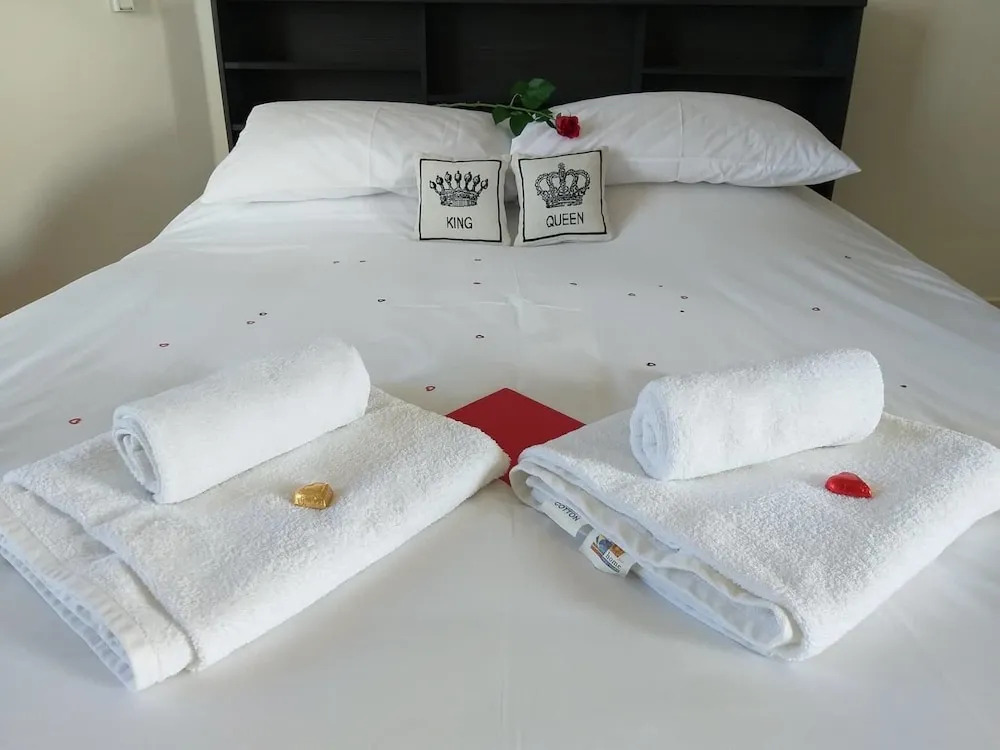 Panoramic Holidays Deluxe 9