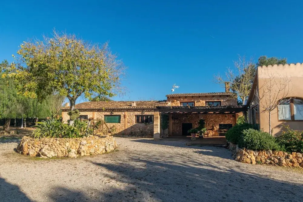 Canaus in Campos With 3 Bedrooms and 2 Bathrooms