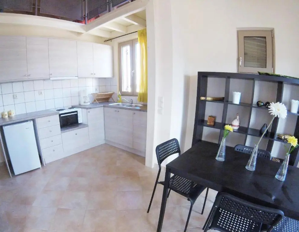 Arapakis Apartment