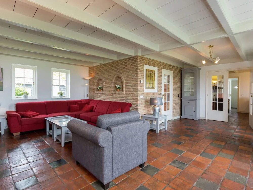 Spacious and Comfortable Family House in Westkapelle
