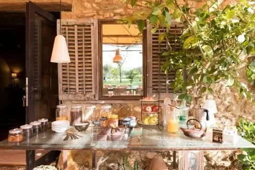 Can Patiras B&B
