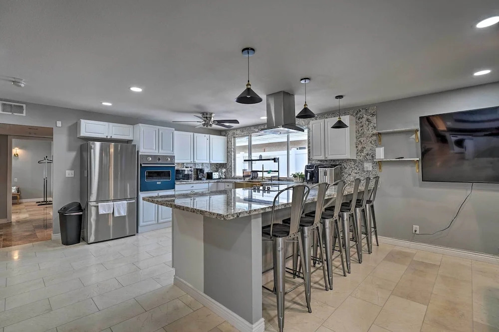 Home w/ Private Pool - Near Las Vegas Strip